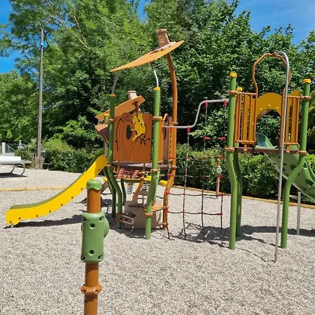Campeggio 6 Pers Avec Terrasse - Api-1-52-825 *