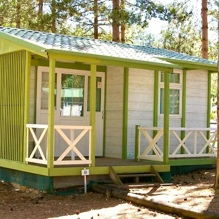 6 Pers Avec Terrasse - Api-1-52-825 *