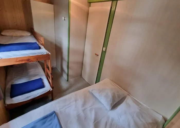 6 Pers Avec Terrasse - Api-1-52-825